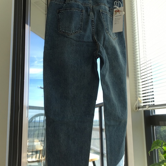 High-waist Ankle Jeans - Picture 16 of 16